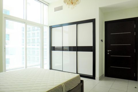 Appartement à louer à Dubai Studio City, Dubai, EAU 3 chambres, 125.82 m2 № 757571 - photo 4