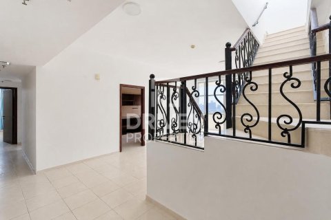 Apartemen di Dubai Sports City, Dubai, UEA 3 kamar tidur, 240.62 m2 nomor 761501 - foto 2