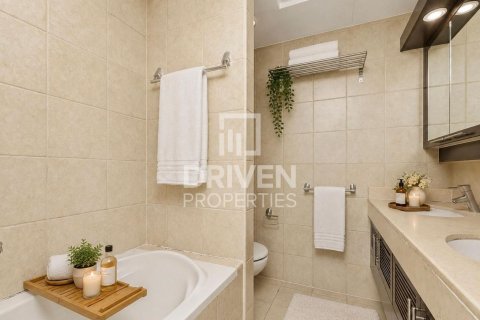 Купить квартиру в Даунтаун Дубай (Даунтаун Бурдж Дубай), Дубай, ОАЭ 3 спальни, 170.76м2, № 761498 - фото 9