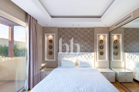 Vila di Al Raha Gardens, Abu Dhabi, UEA 5 kamar tidur, 480 m2 nomor 642427 - foto 6
