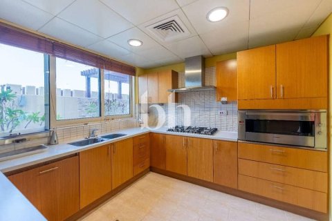Vila di Al Raha Gardens, Abu Dhabi, UEA 5 kamar tidur, 480 m2 nomor 642427 - foto 11