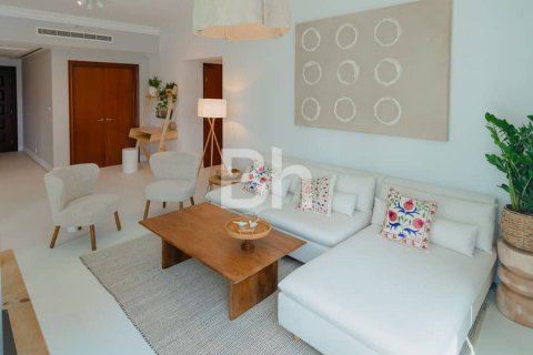 Lägenhet till försäljning i Dubai Marina, Dubai, UAE 2 sovrum, 140 kvm Nr. 643104 - fotografi 3