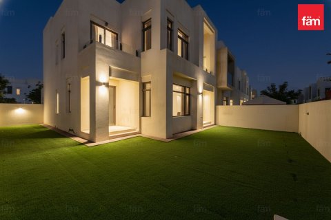 Vila v Reem, Dubai, SAE 3 spálne, 307.2 m2 č. 708076 - Fotografia 28