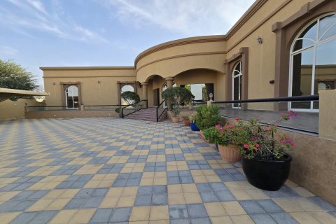 Al Riffa、Ras Al Khaimah、UAE にあるヴィラの賃貸物件 3ベッドルーム、929 m2、No656777 - 写真 3