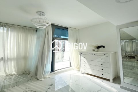 Διαμέρισμα σε Jumeirah Lake Towers, Dubai, ΗΑΕ 1 υπνοδωμάτιο, 77.2 τ.μ. Αρ. 735555 - φωτογραφία 3