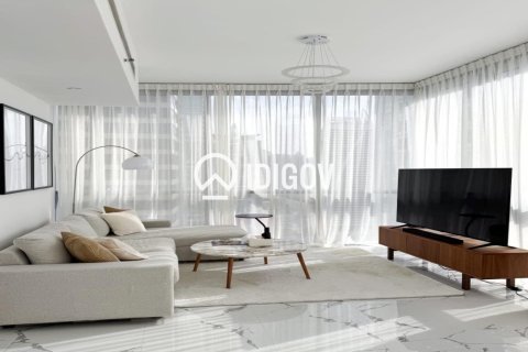 Διαμέρισμα σε Jumeirah Lake Towers, Dubai, ΗΑΕ 1 υπνοδωμάτιο, 77.2 τ.μ. Αρ. 735555 - φωτογραφία 1