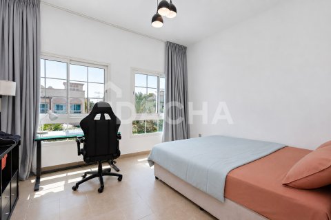 Villa till försäljning i Jumeirah Village Triangle, Dubai, UAE 2 sovrum, 250 kvm Nr. 738674 - fotografi 13