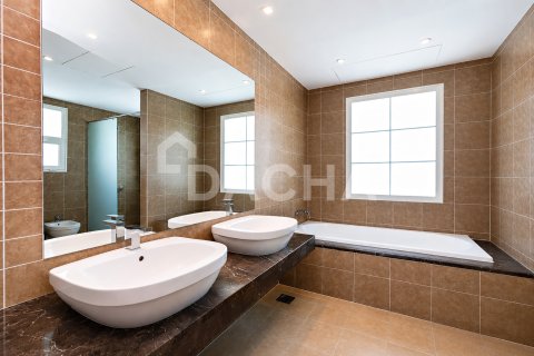 Villa till försäljning i Jumeirah Village Triangle, Dubai, UAE 2 sovrum, 250 kvm Nr. 738674 - fotografi 19
