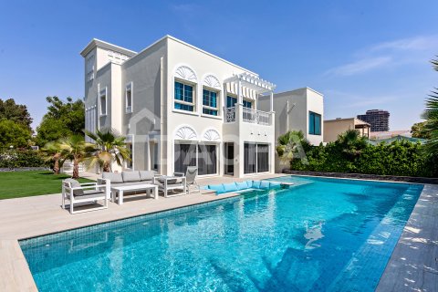 Villa till försäljning i Jumeirah Village Triangle, Dubai, UAE 2 sovrum, 250 kvm Nr. 738674 - fotografi 1