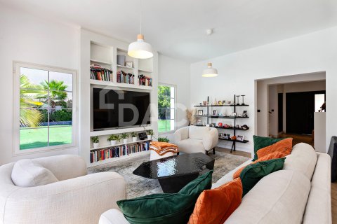 Villa till försäljning i Jumeirah Village Triangle, Dubai, UAE 2 sovrum, 250 kvm Nr. 738674 - fotografi 4