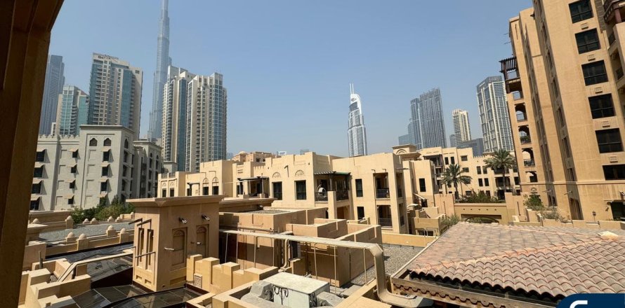 Appartamento a Old Town, Dubai, EAU 1 camera da letto, 76 mq. № 671569