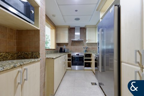 Apartment sa Palm Jumeirah, Dubai, UAE 2 silid-tulugan, 147 sq.m. № 684848 - larawan 2