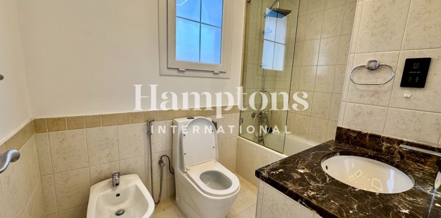 Radový dom v The Springs, Dubai, SAE 2 spálne, 166.668 m2 č. 651370