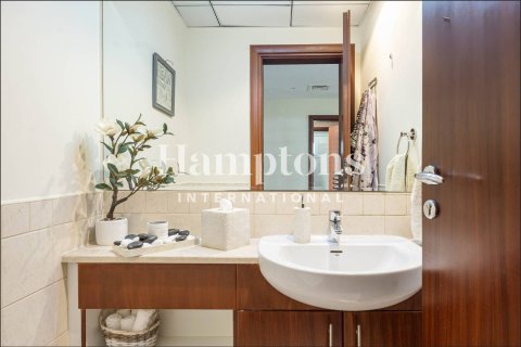 Meadows, Dubai, UAE의 임대용 빌라 침실 5개, 353.49591500제곱미터 번호 651368 - 사진 3