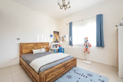 Meadows, Dubai, UAE의 임대용 빌라 침실 5개, 353.49591500제곱미터 번호 651368 - 사진 5