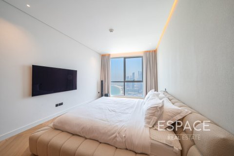 Jumeirah Beach Residence, Dubai, संयुक्त अरब अमीरात में अपार्टमेंट, 2 बेडरूम, 155 वर्ग मीटर, संख्या 650391 - फ़ोटो 11