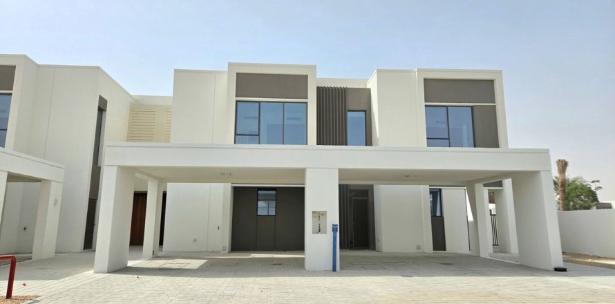Řadový dům v Dubai, SAE 3 ložnice, 174 m² Č.: 655875