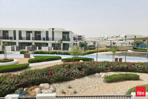 Řadový dům v Dubai, SAE 3 ložnice, 174 m² Č.: 655875 - fotografie 17