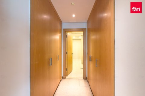 Lägenhet till försäljning i Palm Jumeirah, Dubai, UAE 2 sovrum, 183.5 kvm Nr. 655880 - fotografi 18