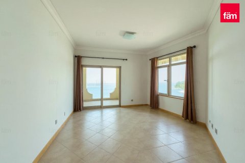 Lägenhet till försäljning i Palm Jumeirah, Dubai, UAE 2 sovrum, 183.5 kvm Nr. 655880 - fotografi 10