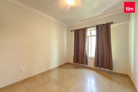 Lägenhet till försäljning i Palm Jumeirah, Dubai, UAE 2 sovrum, 183.5 kvm Nr. 655880 - fotografi 11