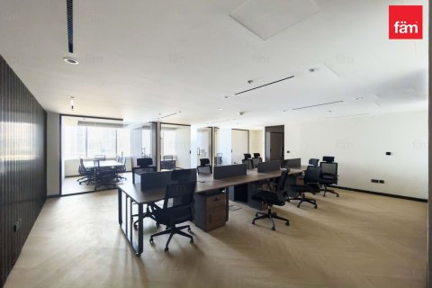Üürile anda kontor asukohaga Dubai, AÜE: 79.3 m² Nr 655877 - pilt 2
