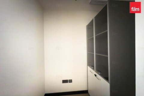 Üürile anda kontor asukohaga Dubai, AÜE: 79.3 m² Nr 655877 - pilt 13