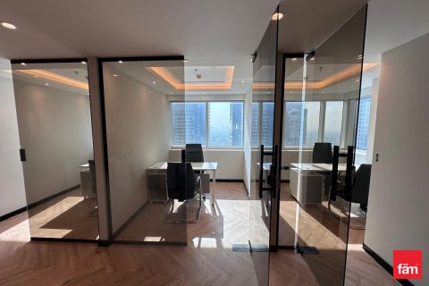 Üürile anda kontor asukohaga Dubai, AÜE: 79.3 m² Nr 655877 - pilt 18