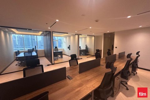 Üürile anda kontor asukohaga Dubai, AÜE: 79.3 m² Nr 655877 - pilt 6