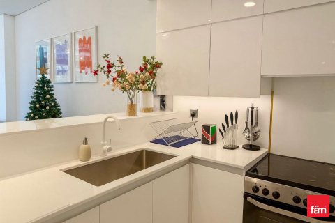 Снять в аренду квартиру в Бизнес-Бэй, Дубай, ОАЭ 1 спальня, 80.5м2, № 660361 - фото 3