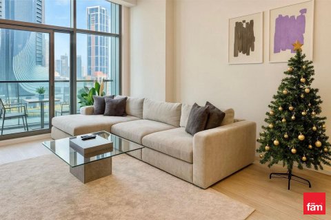 Снять в аренду квартиру в Бизнес-Бэй, Дубай, ОАЭ 1 спальня, 80.5м2, № 660361 - фото 1