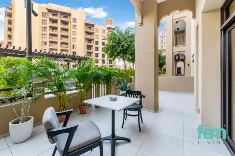 Пәтер Умм-Сукейм, Дубай, БАӘ-да 1 жатын бөлме, 94.1 м² № 660360 - фото 1