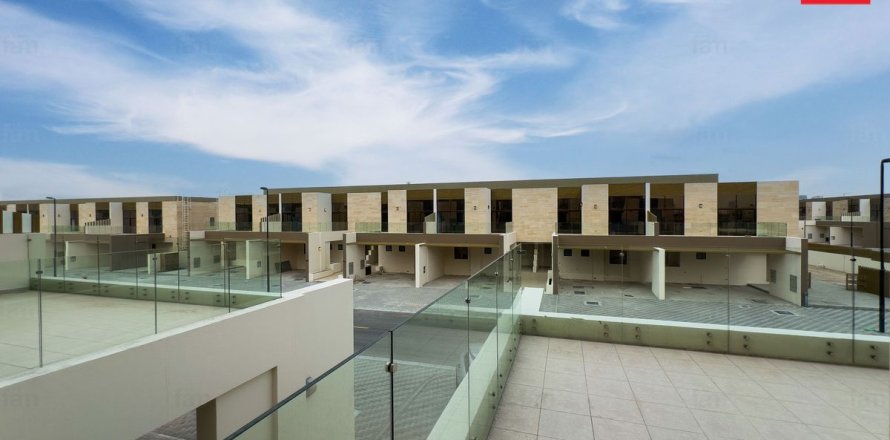 خانه شهری در Dubai ، امارات متحده عربی 4 خوابه ، 191.4 متر مربع.  شماره 687581