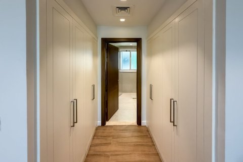 Снять в аренду таунхаус в Джумейра, Дубай, ОАЭ 4 спальни, 444м2, № 764264 - фото 15