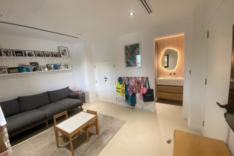 Casa urbana para venda em Jumeirah Islands, Dubai, EAU 5 quartos, 312 m2 № 700161 - foto 6