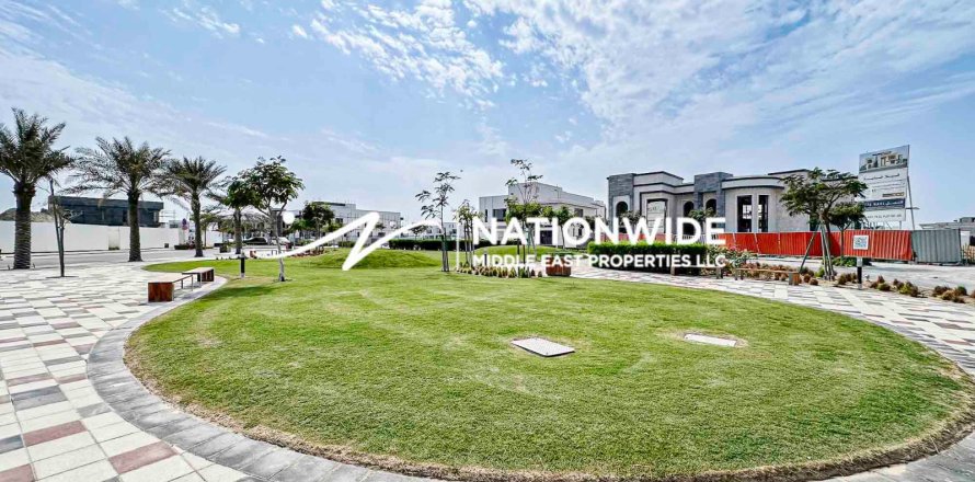 Villa in Abu Dhabi, VAE: 5 Schlafzimmer, 1844 m2 Nr. 650688