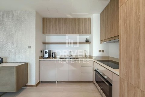 Снять в аренду квартиру в Бизнес-Бэй, Дубай, ОАЭ 3 спальни, 175.87м2, № 768197 - фото 7