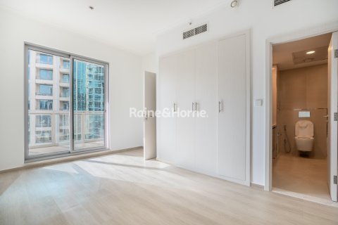 Apartemen di Downtown Dubai (Downtown Burj Dubai), UEA 1 kamar tidur, 84.2 m2 nomor 707636 - foto 8