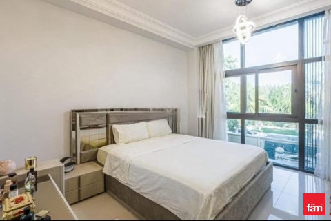 Villa para arrendamento em Dubai, EAU 3 quartos, 260.1 m2 № 652351 - foto 10