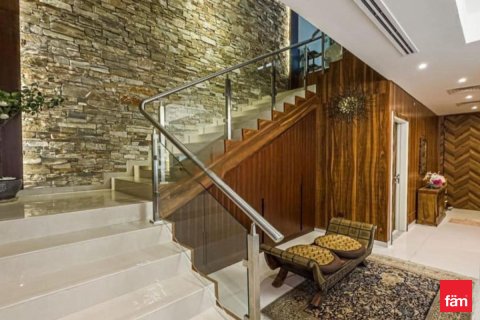 Villa para arrendamento em Dubai, EAU 3 quartos, 260.1 m2 № 652351 - foto 7