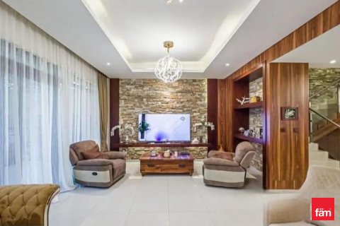 Villa para arrendamento em Dubai, EAU 3 quartos, 260.1 m2 № 652351 - foto 4