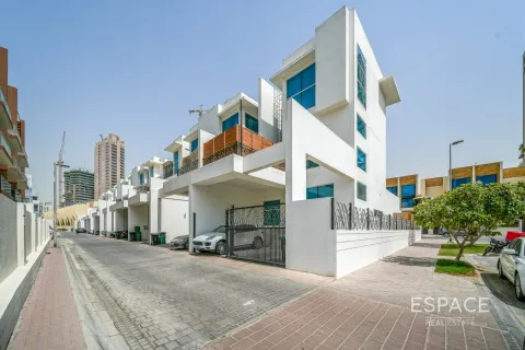خانه شهری برای فروش در  Jumeirah Village Circle، Dubai، امارات متحده عربی  4 خوابه ، 189 متر مربع ، شماره 661140 - تصویر 20