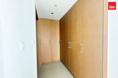 Lägenhet till försäljning i Dubai, UAE 3 sovrum, 160.3 kvm Nr. 686279 - fotografi 11