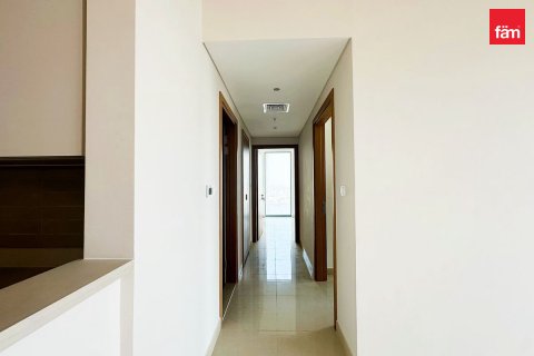 Lägenhet till försäljning i Dubai, UAE 3 sovrum, 160.3 kvm Nr. 686279 - fotografi 7