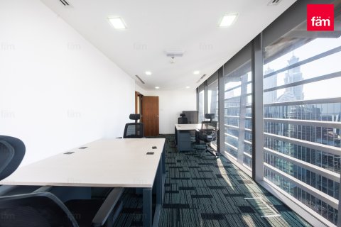 Office til salg i Business Bay, Dubai, UAE 864.5 kvm № 686275 - foto 12