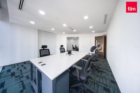 Office til salg i Business Bay, Dubai, UAE 864.5 kvm № 686275 - foto 24