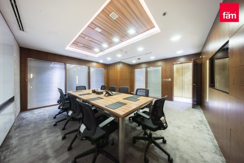 Office til salg i Business Bay, Dubai, UAE 864.5 kvm № 686275 - foto 2