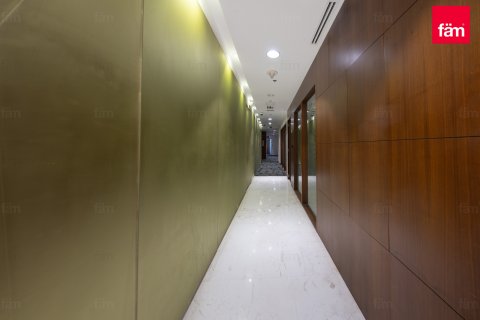 Office til salg i Business Bay, Dubai, UAE 864.5 kvm № 686275 - foto 17