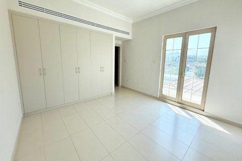 Vilë në Jumeirah Islands, Dubai, Emiratet e Bashkuara Arabe 4 dhoma gjumi, 530 m2. № 613061 - Foto 4