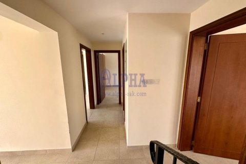 Kamienica do wynajęcia w Al Hamra Village, Ras Al Khaimah, ZEA 3 sypialnie, 274.1 mkw., nr 706126 - zdjęcie 12